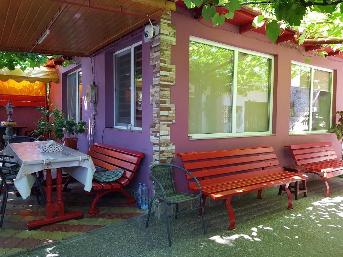 Casa Simona Hotel Două Mai Екстериор снимка