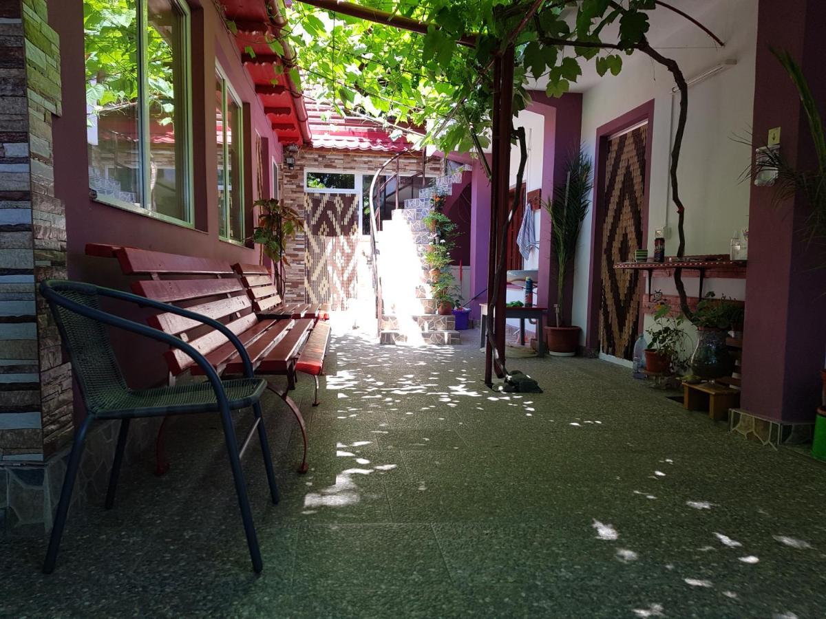 Casa Simona Hotel Două Mai Екстериор снимка