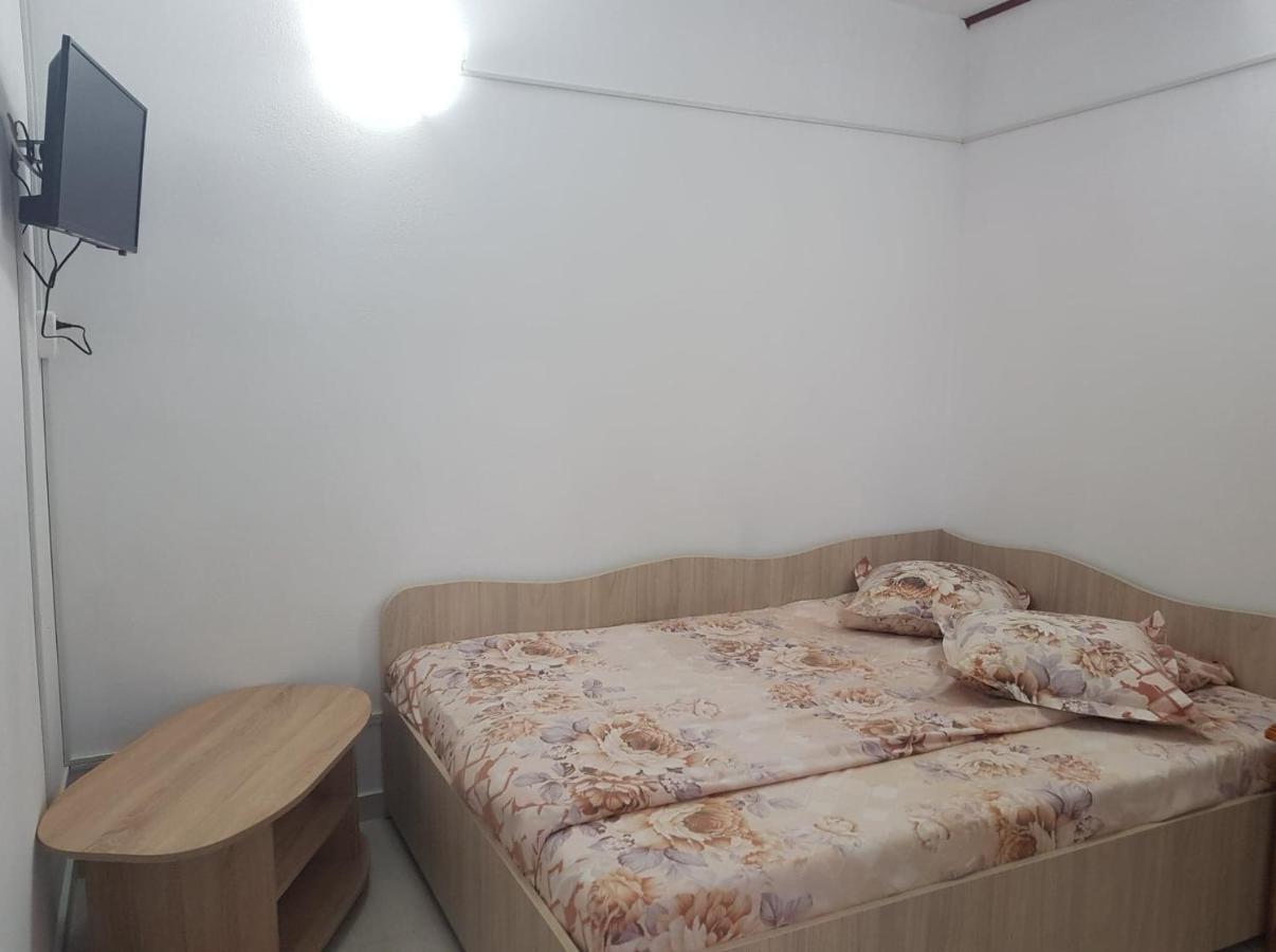 Casa Simona Hotel Două Mai Екстериор снимка