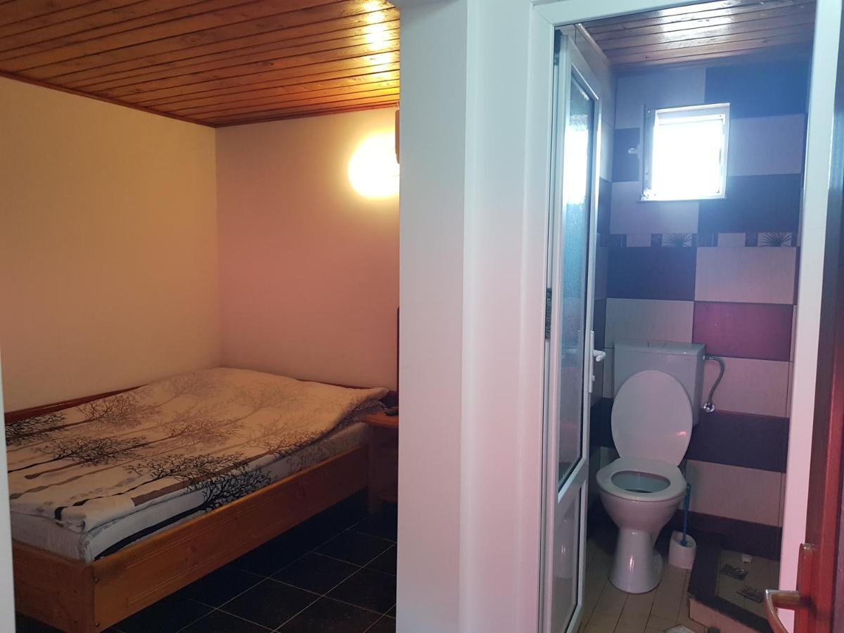Casa Simona Hotel Două Mai Екстериор снимка