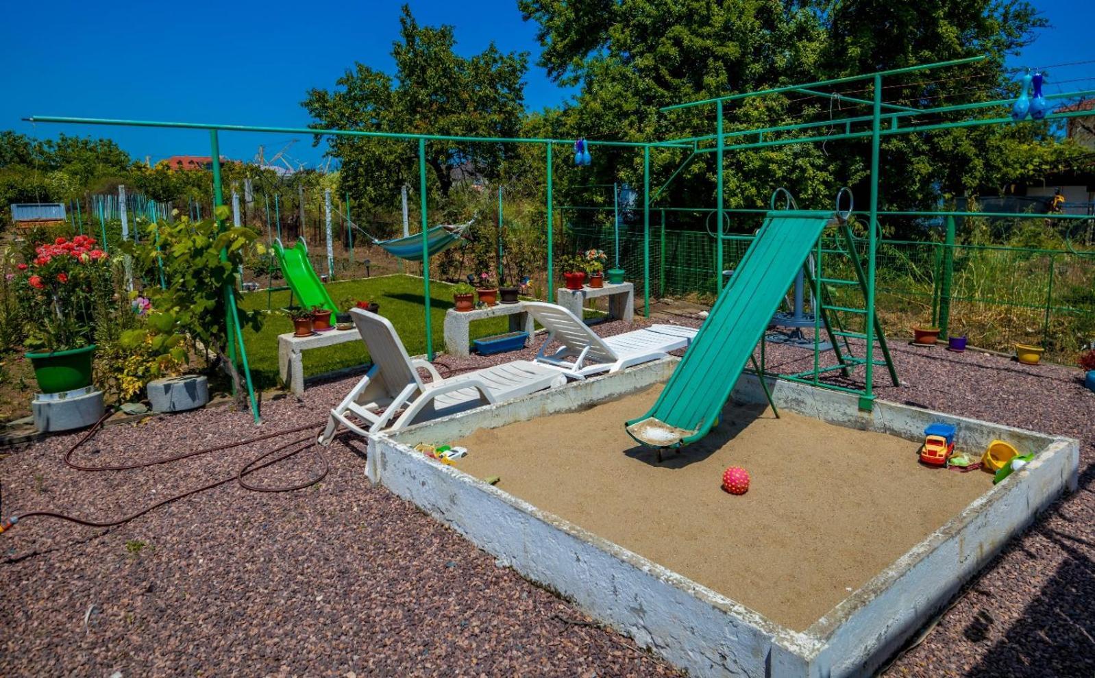 Casa Simona Hotel Două Mai Екстериор снимка
