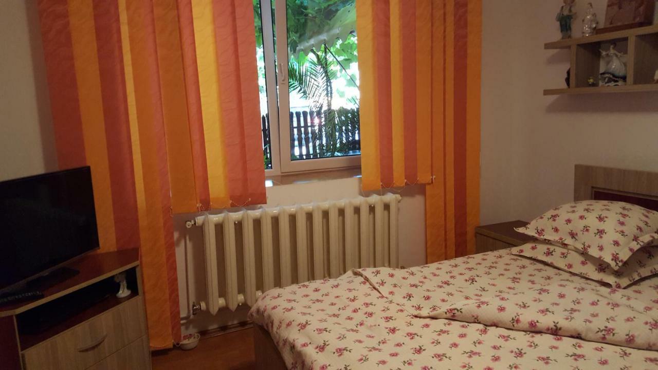 Casa Simona Hotel Două Mai Екстериор снимка