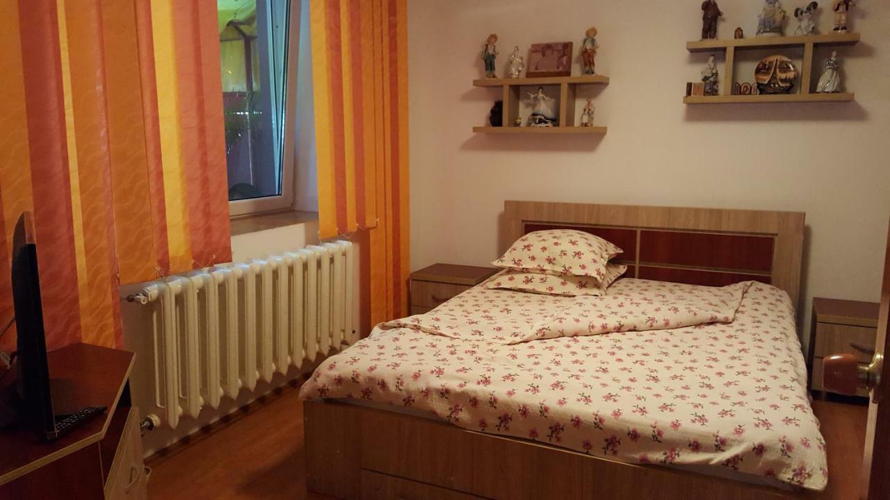 Casa Simona Hotel Două Mai Екстериор снимка